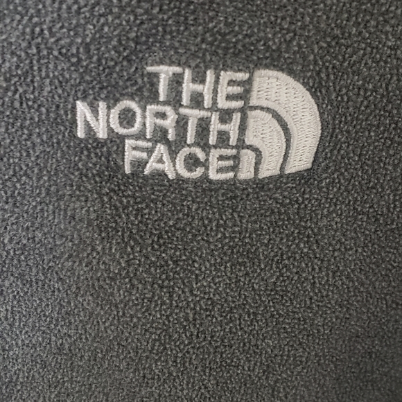 Northface mens 1/4 zip- small - Picture 5 of 5